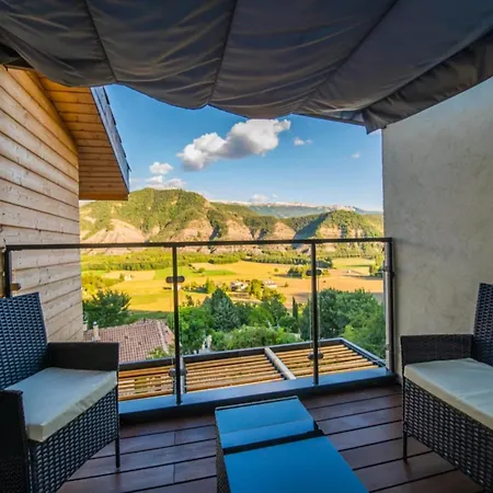 Mountain-view Eco-friendly * Marcoux (Alpes-de-Haute-Provence)